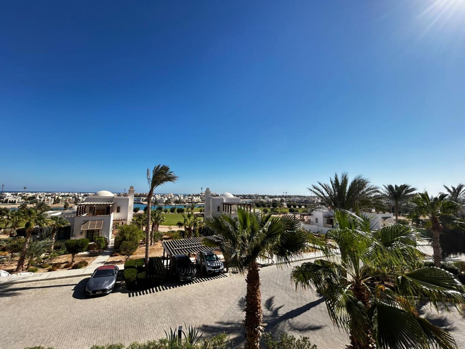 Luxury Ancient Stands One Bedroom Appartement